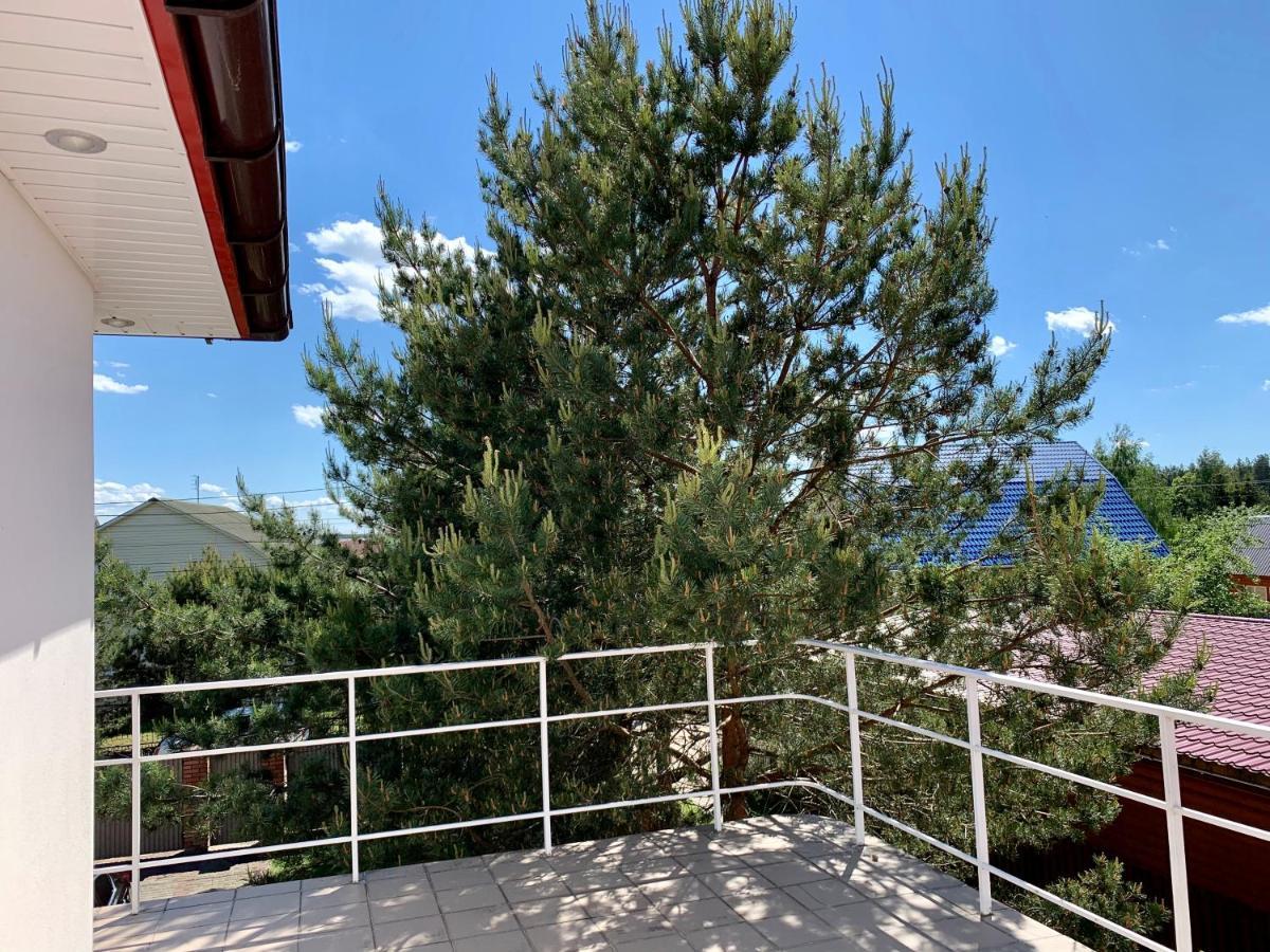 Комфортабельный Коттедж Bed and Breakfast Svityaz' Buitenkant foto