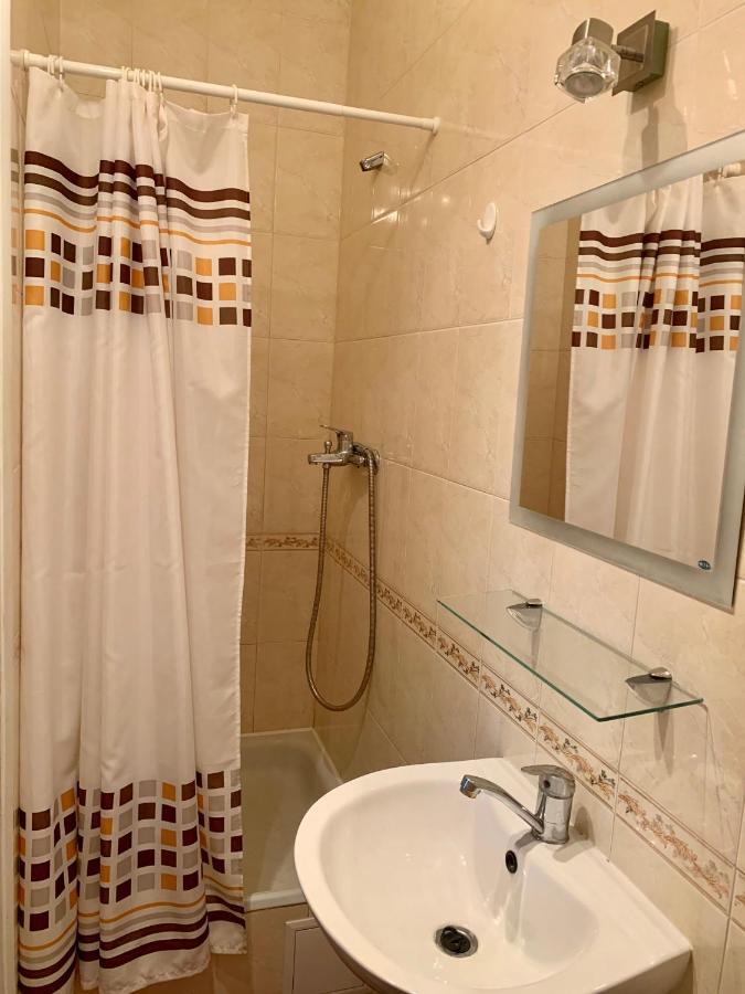 Комфортабельный Коттедж Bed and Breakfast Svityaz' Buitenkant foto